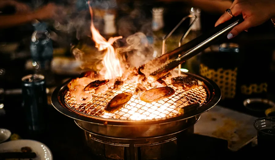 Cara Memilih Peralatan Masak untuk Menu Spesifik: Sushi Bar, Grill, Pizza
