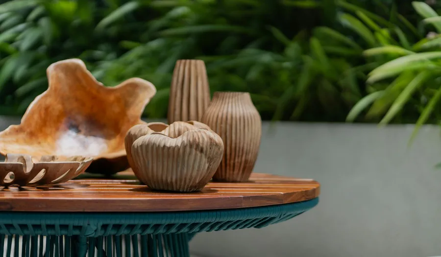 Panduan Lengkap Furniture Outdoor: Material Tahan Cuaca untuk Iklim Tropis