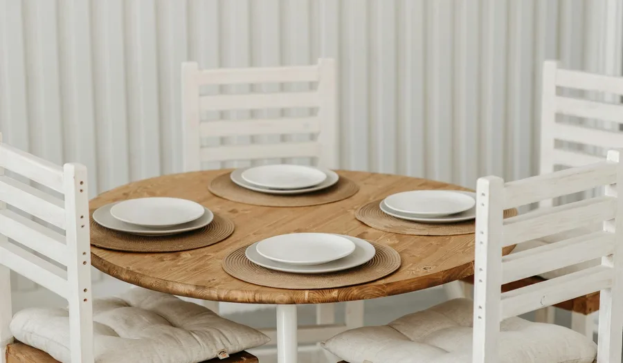 Panduan Lengkap Dining Set untuk Proyek Perumahan dan Apartemen Mewah