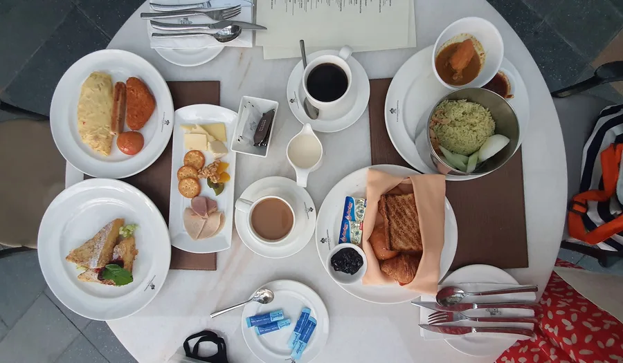 Panduan Lengkap Memilih Peralatan Makan untuk Restoran Breakfast Buffet: Presentasi, Durabilitas, dan Guest Experience