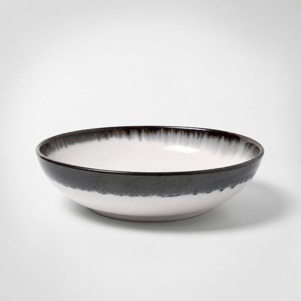 Cascade Coupe Salad Bowl – Grey 22.5 cm