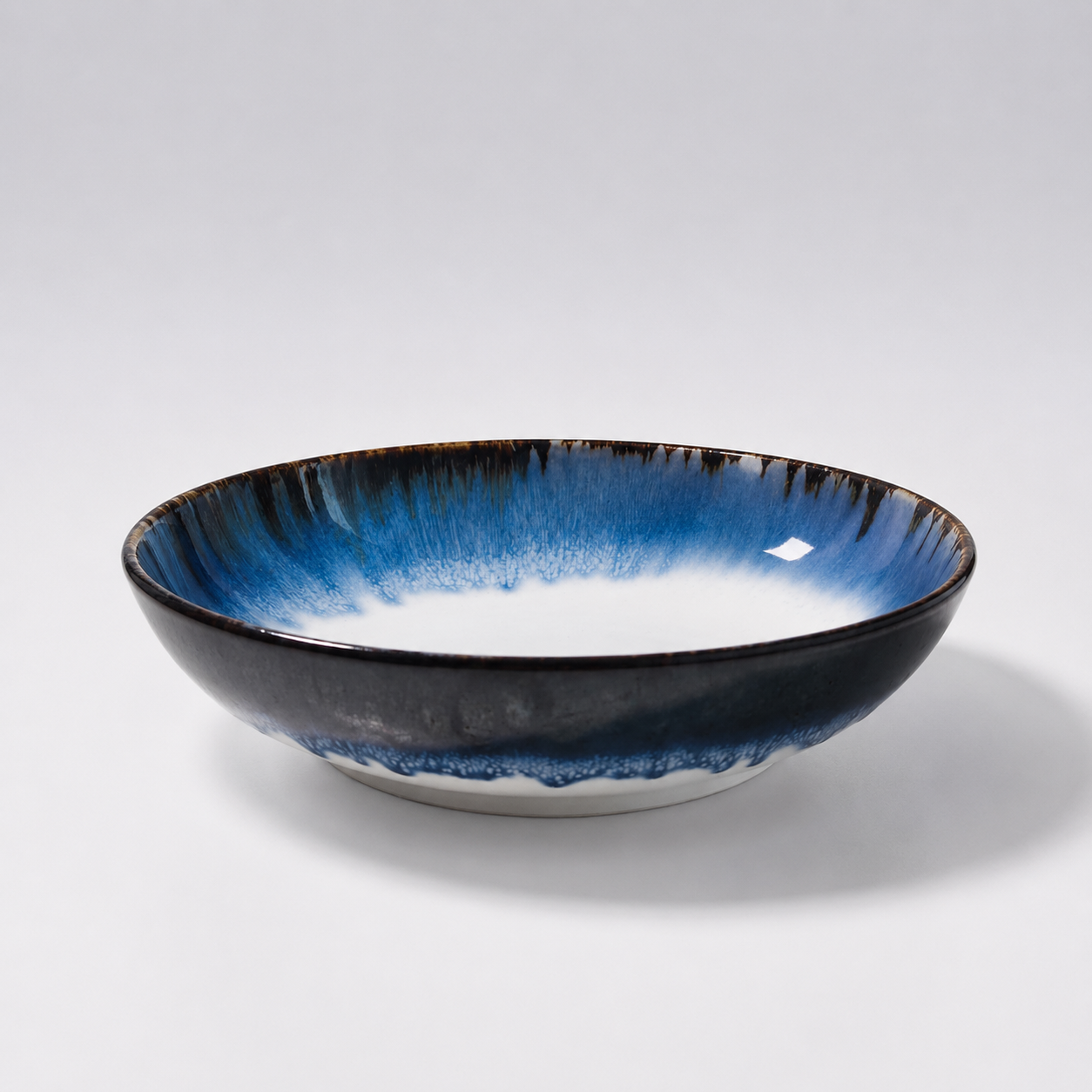 Cascade Coupe Salad Bowl – Blue 22.5 cm