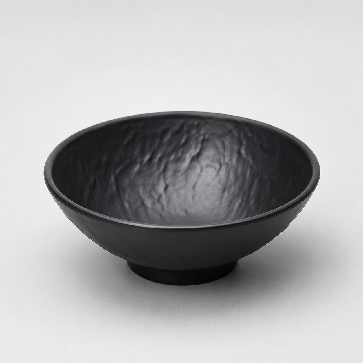 Stone Black Relief Pattern Bowl – 17.5 cm