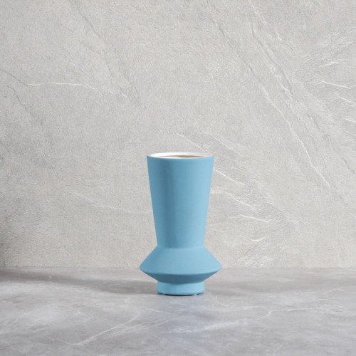 Springvine Standing Vase Blue 19cm