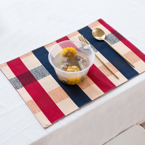 Table Placemat Plaid Motif