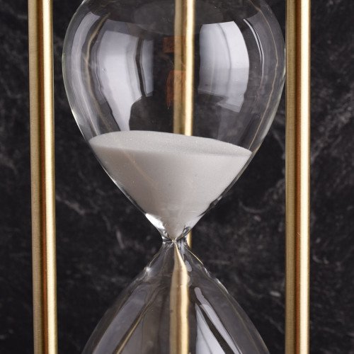 Hourglass Model Room Décor Small 7