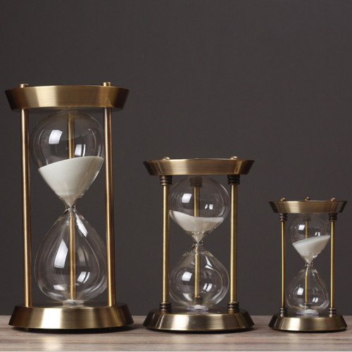 Hourglass Model Room Décor Small 9