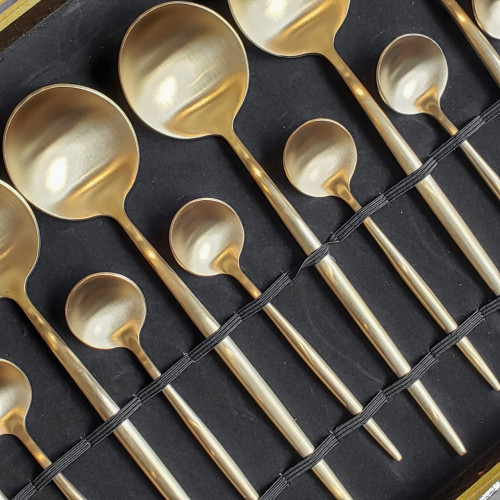 Luxury Gold 24pcs Cutlery Gift Set 2