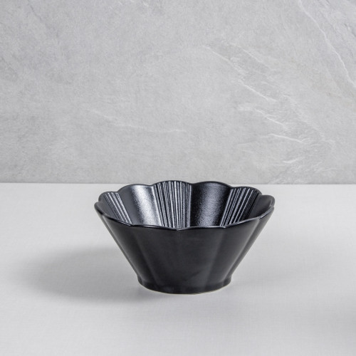 Ikebana Black Dinnerware Set 5