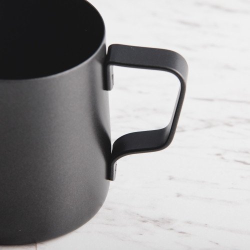 Pour Kettle Black 250ml 3