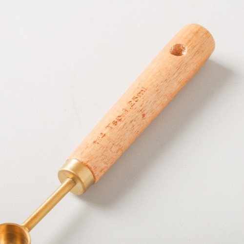 Set of 8 Measuring Spoon - Walnut Handle 2