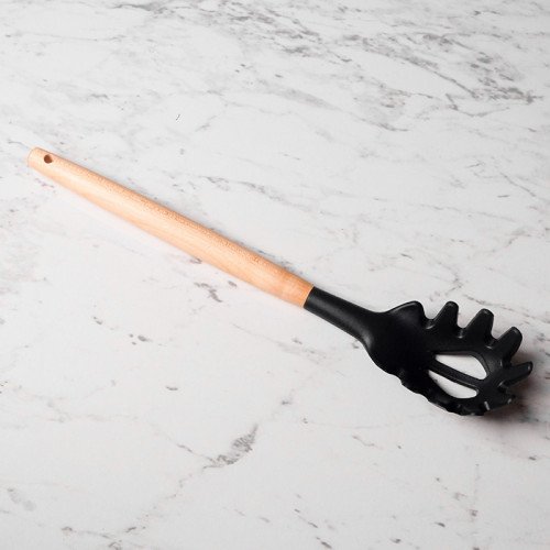 Bold Black Silicone Spaghetti Server 2