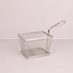 CHIPS BASKETS SILVER 12.2cm x 9.7cm