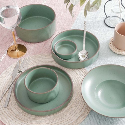 Crusae Green Salad Bowl 7" 3