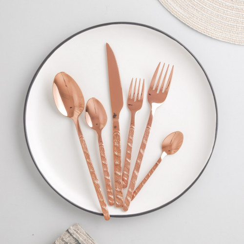 Embossed Rose Gold Table Spoon 4