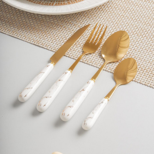 Marble Streaks White Table Spoon 4