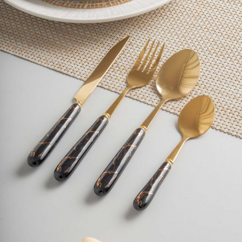 Marble Streaks Black Table Fork 5