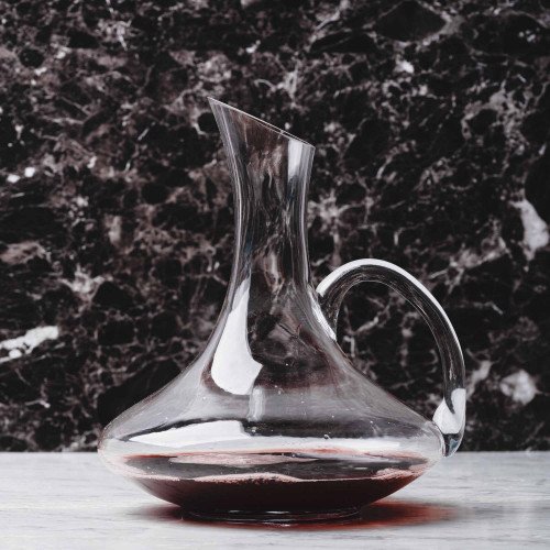 Elegant Wine Decanter w Handle 069