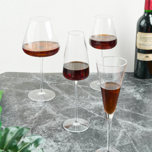Concave Champagne Glass 262ml 4