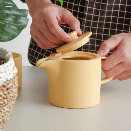 Colorant Teapot 600ml 4