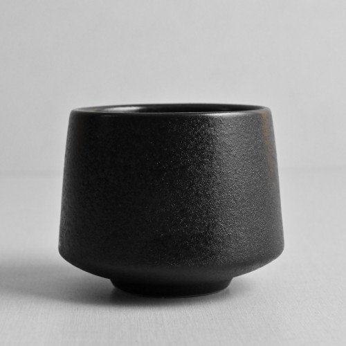 Han Tsutsu-Gata 225ml Teacup - Black Raku