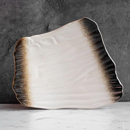 Wakana Asymmetric Salad Plate 9"