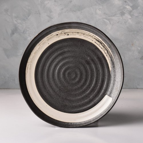 Black Embossed Dinner Plate 9"