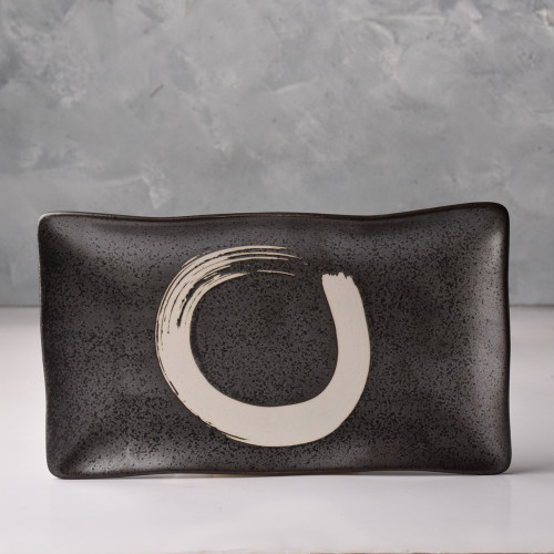 Black Embossed Long Plate 9"