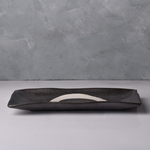Black Embossed Long Plate 9" 2