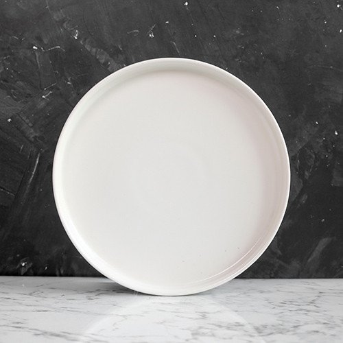 White Solitude Short Rim Plate 8"