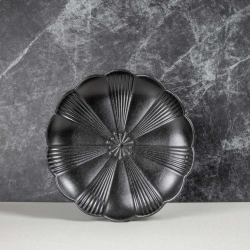 Ikebana Black Dinner Plate 10"