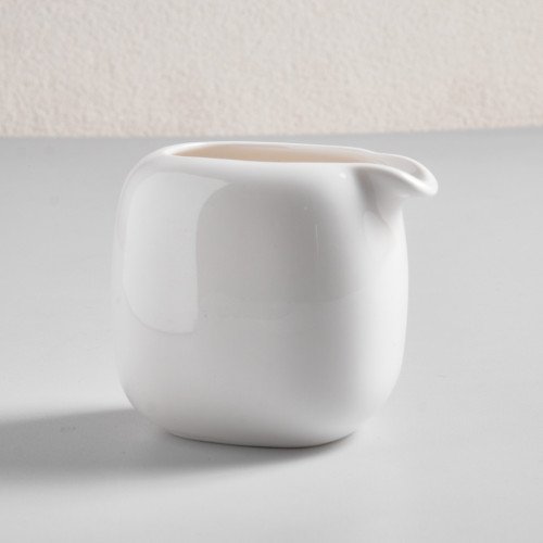Ora White Creamer No Handle - Large 18.5cl